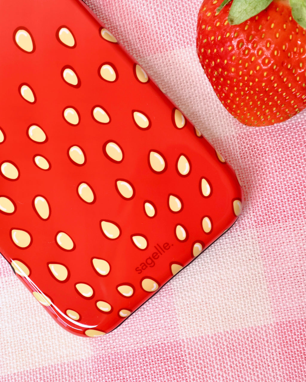 strawberry | iconic case.